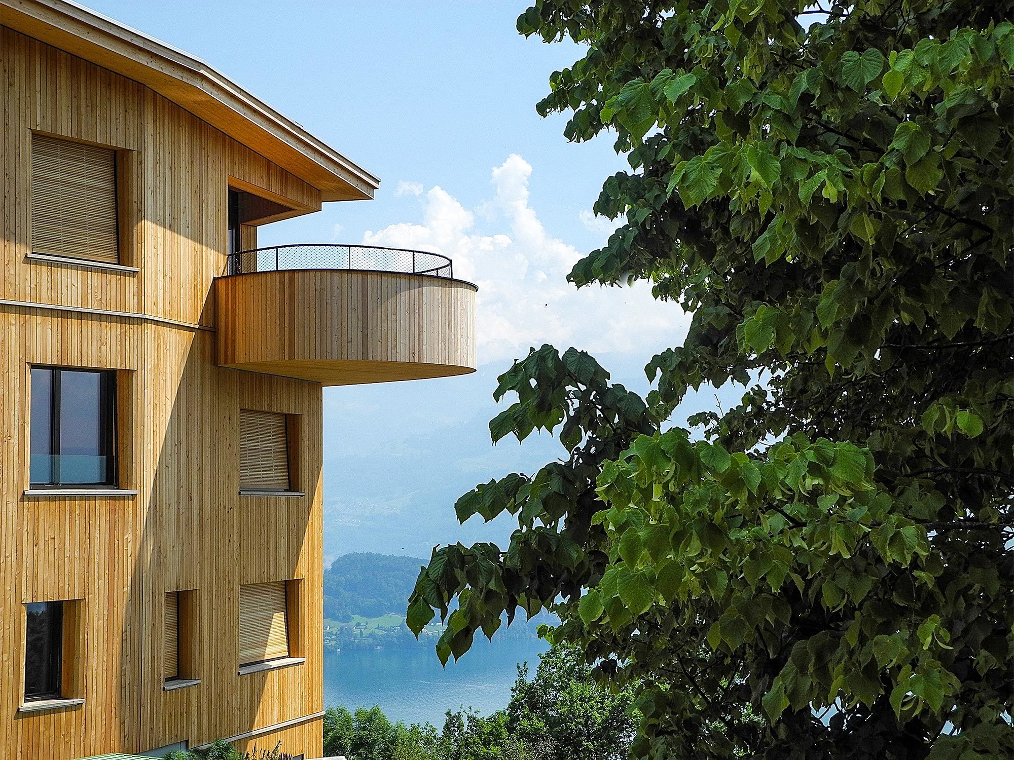 Frohmatt, Residential Property at the Foot of Mount Rigi